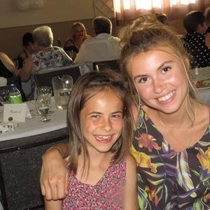 Meet your Posher, Noémie